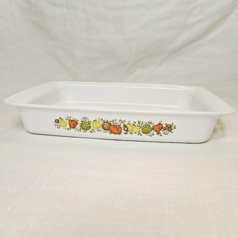 Vintage Corning Ware Casserole Dishes with Pyrex Glass Lids Spice of Life