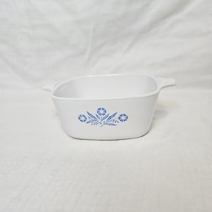 Vintage Corning Ware Casserole Dishes with Pyrex Glass Lids Cornflower P-43-B