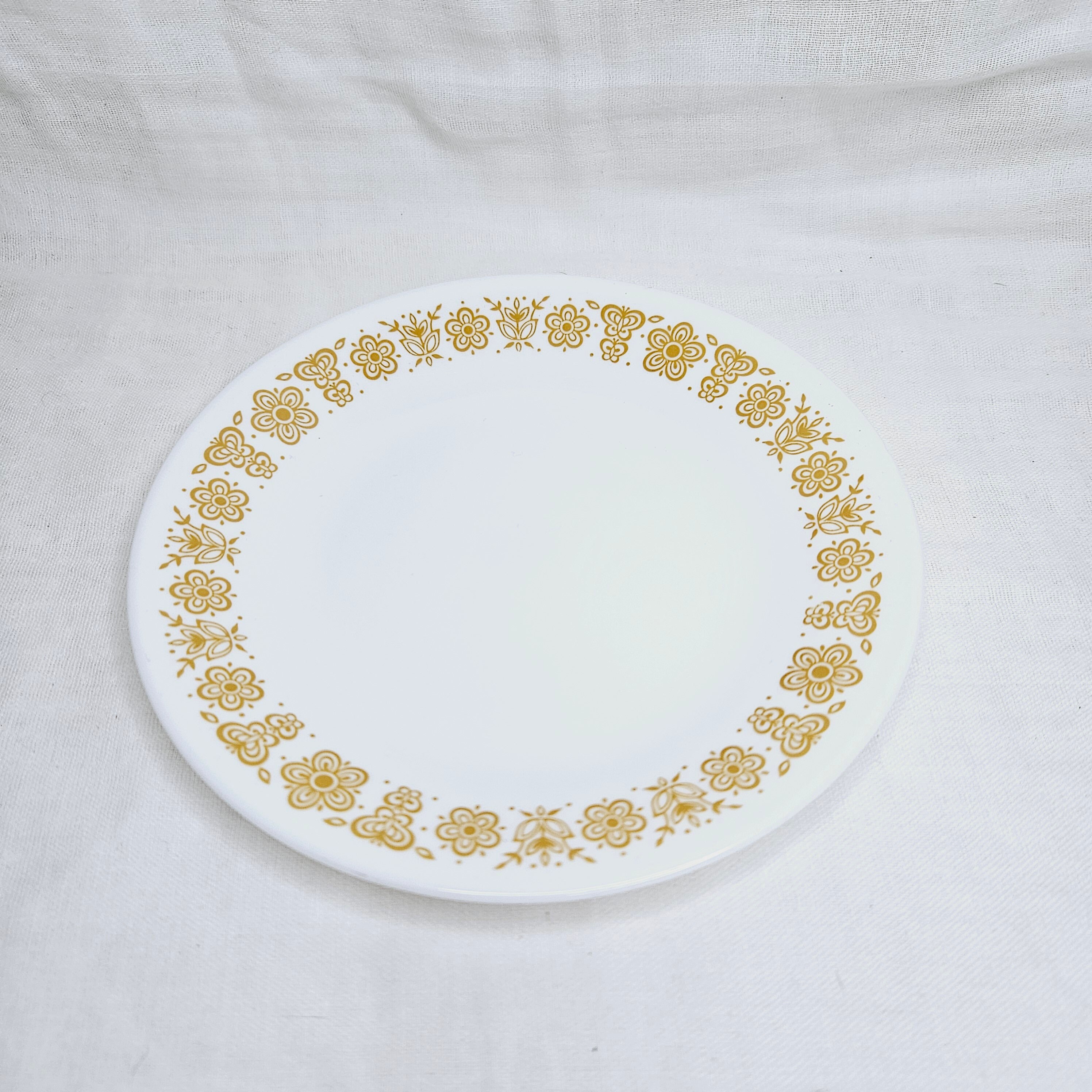 Corelle by Corning Gold Butterfly Dinnerware, Pyrex Gold Butterfly Mugs ...