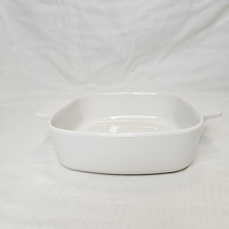 Vintage Corning Ware Casserole Dishes with Pyrex Glass Lids Sand Stone A-1-B