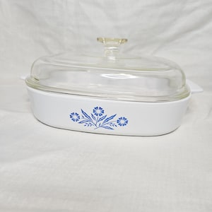 Vintage Corning Ware Casserole Dishes with Pyrex Glass Lids Cornflower A-10-B