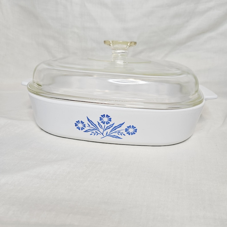 Vintage Corning Ware Casserole Dishes with Pyrex Glass Lids Cornflower A-10-B
