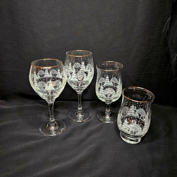 Vintage Arby's Christmas Glasses: Frosted White Pine Glassware