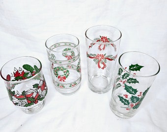 Mismatched Set of 4 Vintage Christmas Drinking Glasses, Christmas Tumblers