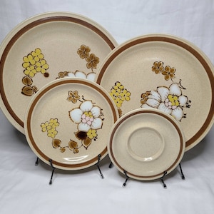 Vintage Floral Stoneware Dinnerware, Yamaka Stoneware Cupboard Craft Collection Brown Sugar