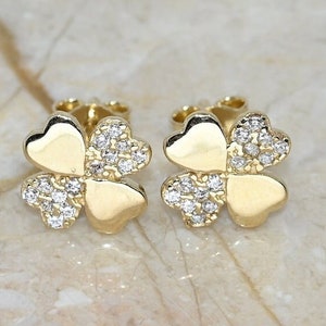 14k Solid Gold Dainty Clover Earring / Real Gold Moissanite Earring For Her / Handmade Fine Jewelry By Selanica