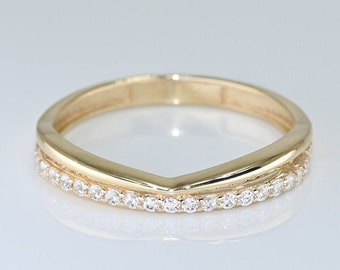 14k Solid Gold Curve Ring / Real Gold Pave Moissanite Band / Curved Band Ring For Her / Handmade Fine Jewelry By Selanica