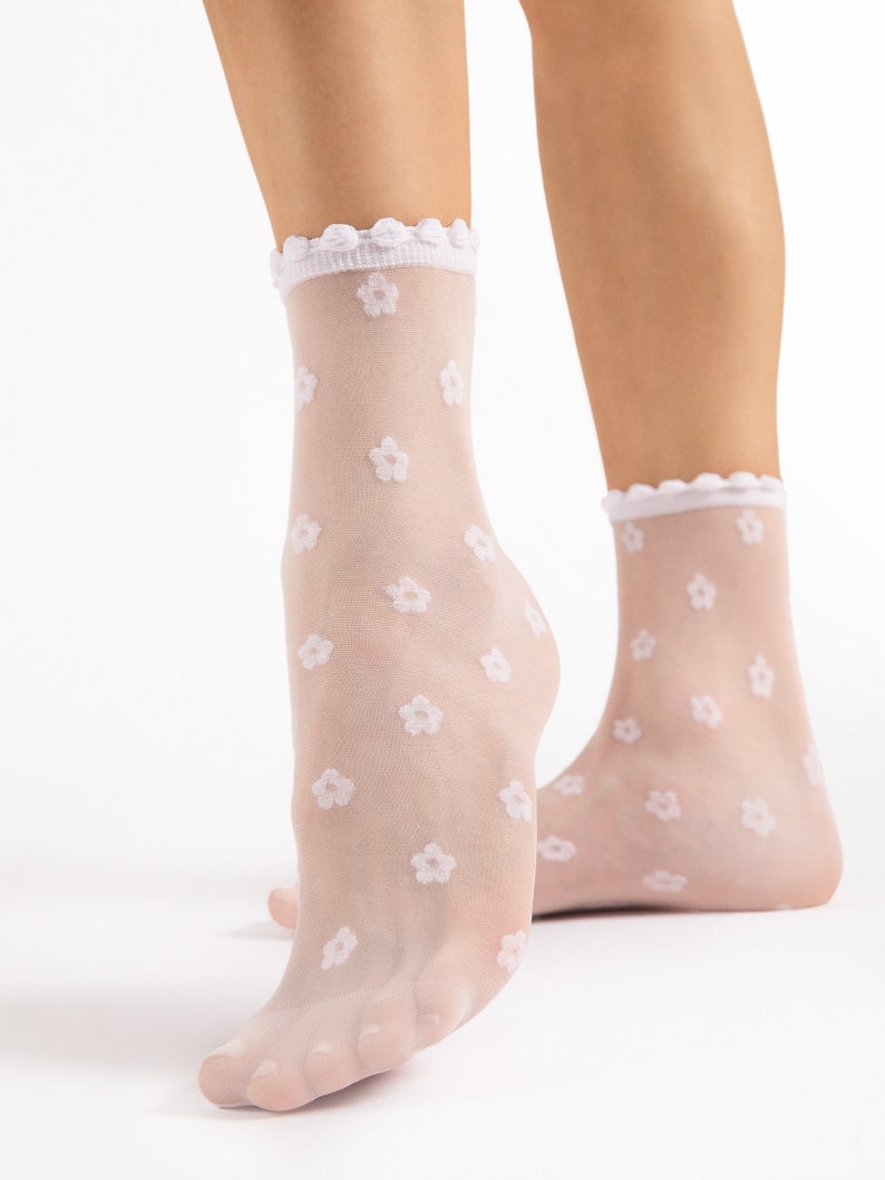 Chaussettes soyeuses pour femmes 15 AVRIL DEN Chaussettes à motifs belle création artistique image 4