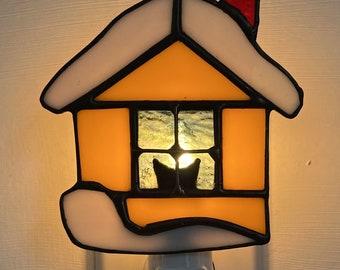 Stained glass night light, snowy winter cabin with cat - create a warm and welcoming ambiance in your home.