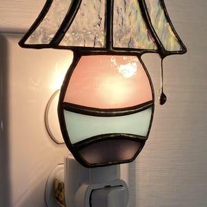 Stained Glass Lamp Night Light – Handmade Art Glass Shade Design. image 4