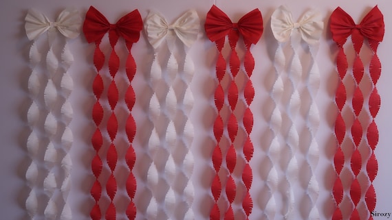 Red & White Christmas Decoration Bow With Crepe Paper Streamers, Christmas  Backdrop, Birthday Party Decoration, Anniversary Decoration 