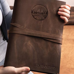 Extra large Hand bound leather journal, Personalized gift for Wife, Leather Sketchbook Artist gift for Her