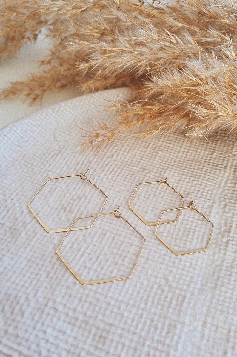 Hexagon hoop earrings gold colored / hammered brass / a pair of earrings / simple design / creative gift image 5