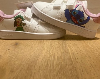 Paire de basket custom Lilo et Stitch