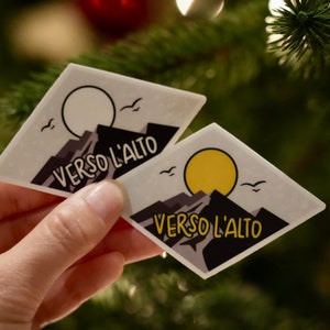Adesivos Verso L'alto - Adesivo fosco, Adesivo de vinil, Adesivo para laptop, Adesivo para garrafa de água