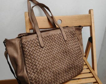 Borsa a mano intrecciata Borsa a tracolla in pelle intrecciata con due scomparti separati con cerniera