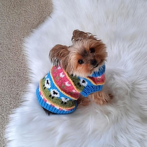 Spring Pastures, knitting pattern, dog sweater, coat, jumper, sheep, tulips, spring, xxs, xs, small, icelandic, Fair Isle, yorkie, chihuahua