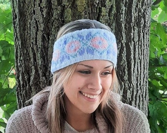 Feminine touch on a pretty headband * knitting pattern * intermediate * adult * color stranding * flower * ear warmer * knitting chart