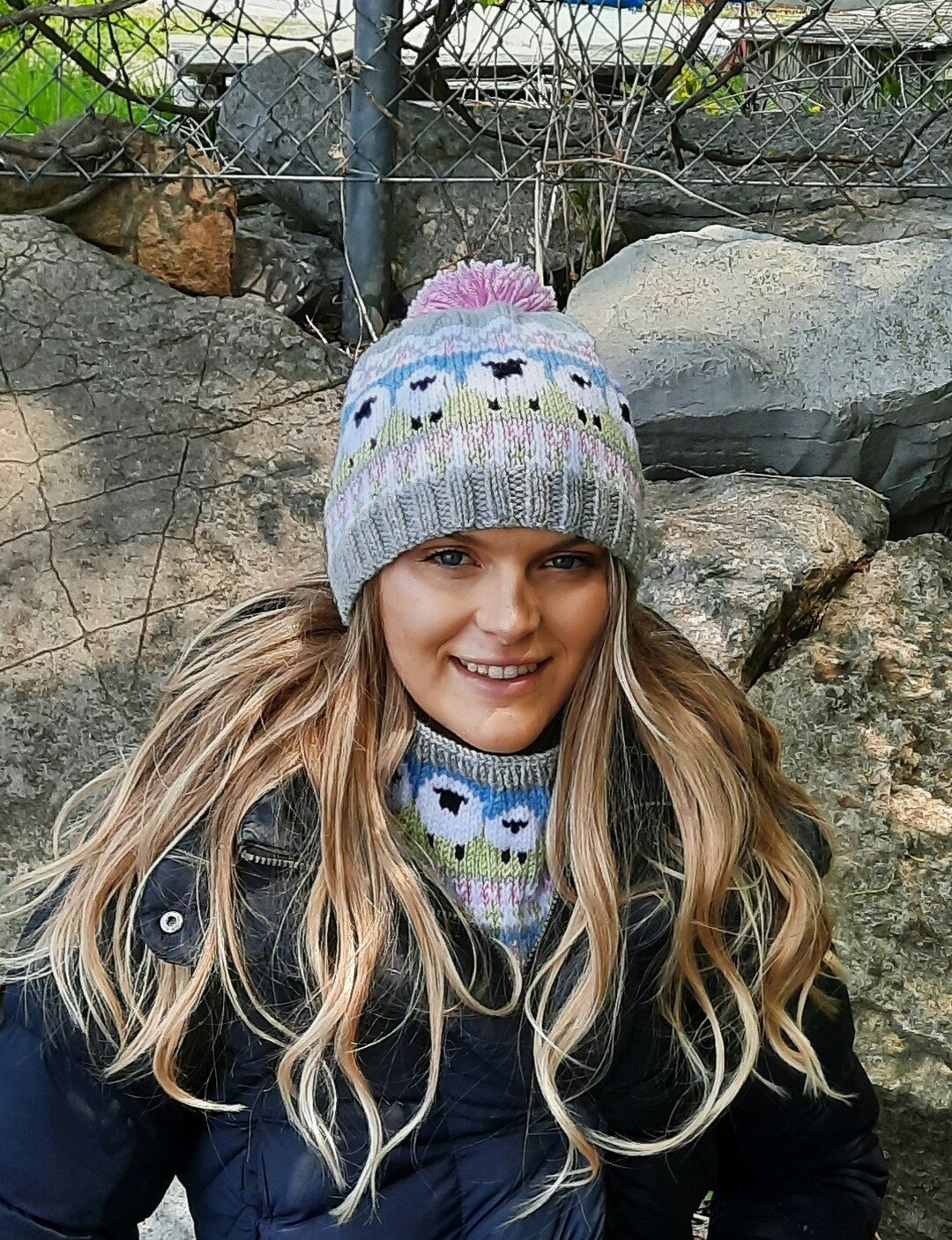 Uno Scaldacollo Scaldacollo Ai Ferri Intrecciato Scaldacollo A Maglia