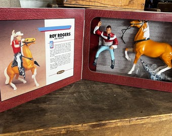 Vintage 1950s Roy Rogers Trigger Horse Metal Lunch Box - Rusty