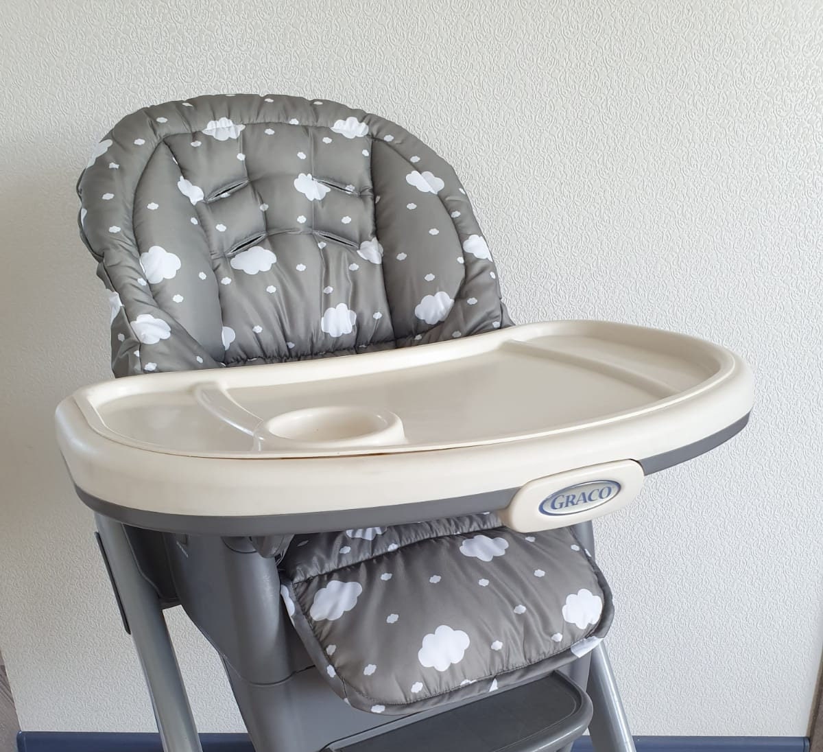 Graco polka online dot high chair
