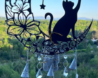 Clochettes de sorcière silhouette chat dans la lune 30 cm - Carillons éoliens de protection spirituelle avec guirlandes lumineuses - Capteur de soleil intérieur/extérieur tout en métal