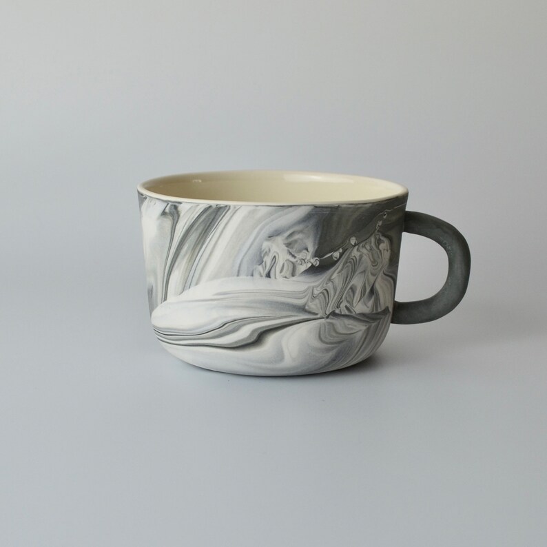 Large Cup Marble image 2