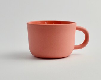 Taza de café de porcelana colorida