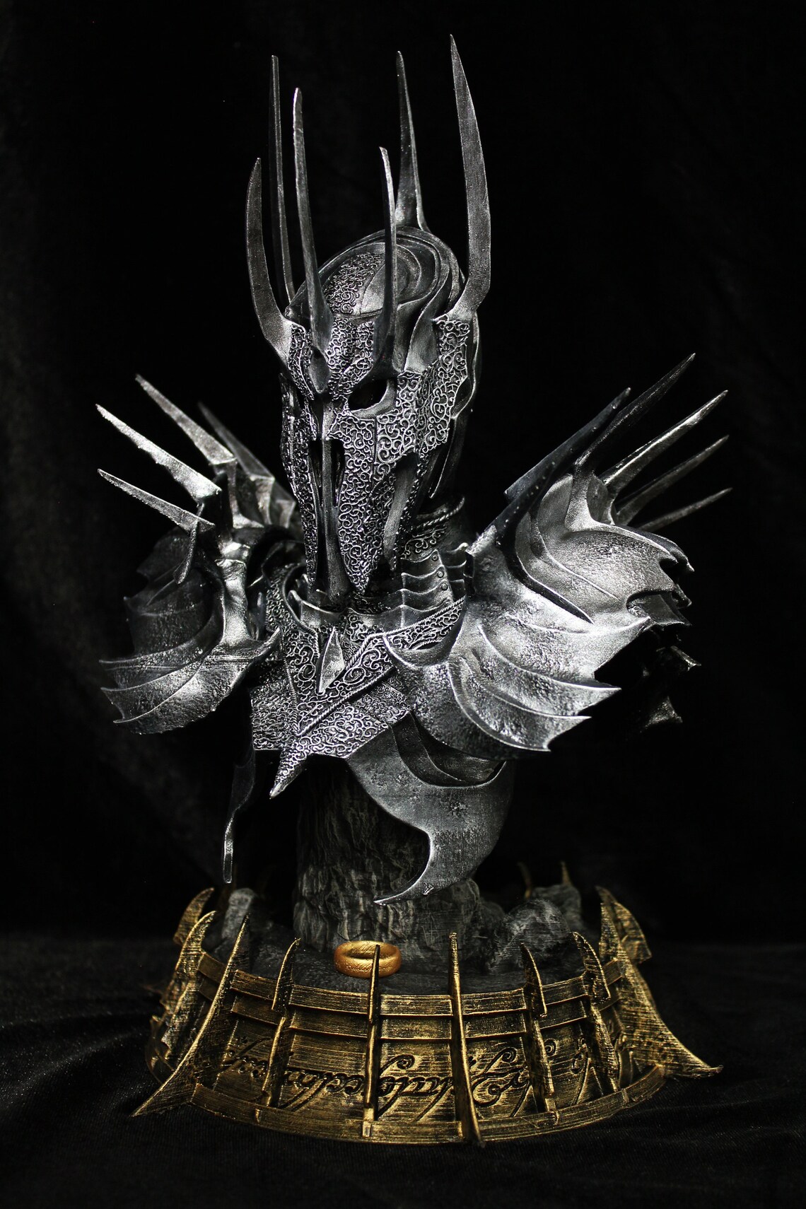 Lord of the Rings Statue '' Sauron Bust '' Etsy UK
