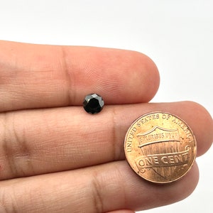 0.85 Carat Loose Untreated Natural GIA Certified - Round Brilliant Cut Black Diamond