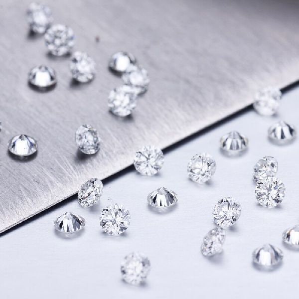 Brilliant Natural Round White Melee Diamonds | Recycled | SI1 GH Quality | Available in 0.80mm-3mm Sizes