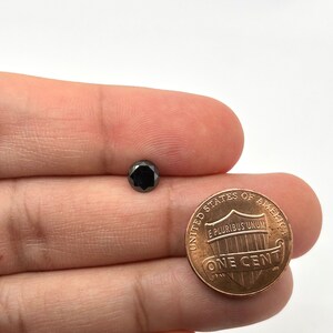 0.96 Carat Loose Untreated Natural GIA Certified - Round Brilliant Cut Black Diamond