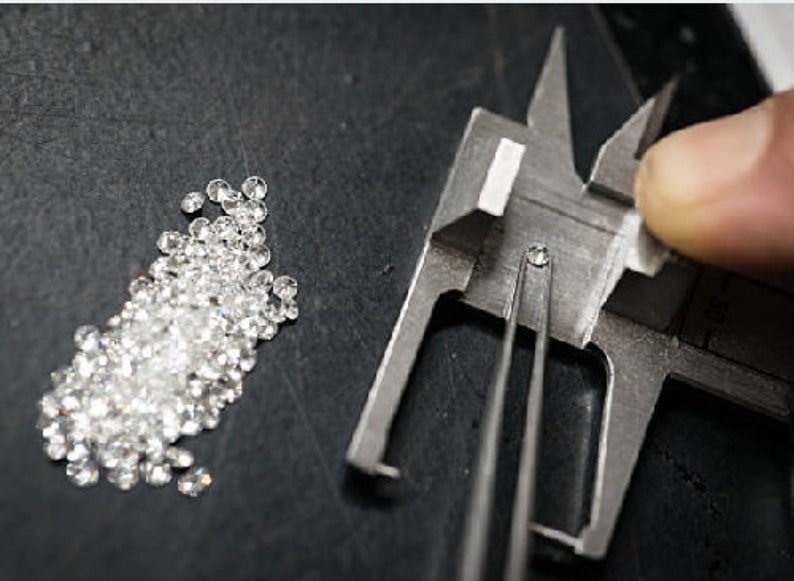 Recycled Natural White Diamonds Melee | SI2 Quality GH Color | Excellent Cut Round Shape | 1.3mm-3mm Available image 3