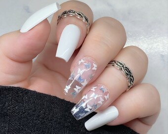 Unghie finte a farfalla / Nail art con farfalle bianche / Unghie finte in gel fatte a mano / Unghie adesive