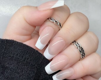 Unghie finte classiche alla francese / Unghie finte in gel fatte a mano / Unghie da sposa / Unghie adesive / Unghie bianche
