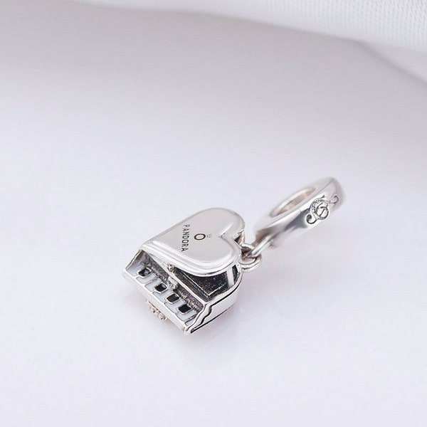 New Pandora, S925, Silver Grand Piano Play with Hearts Charm bead w/ pouch, Holiday Celebration