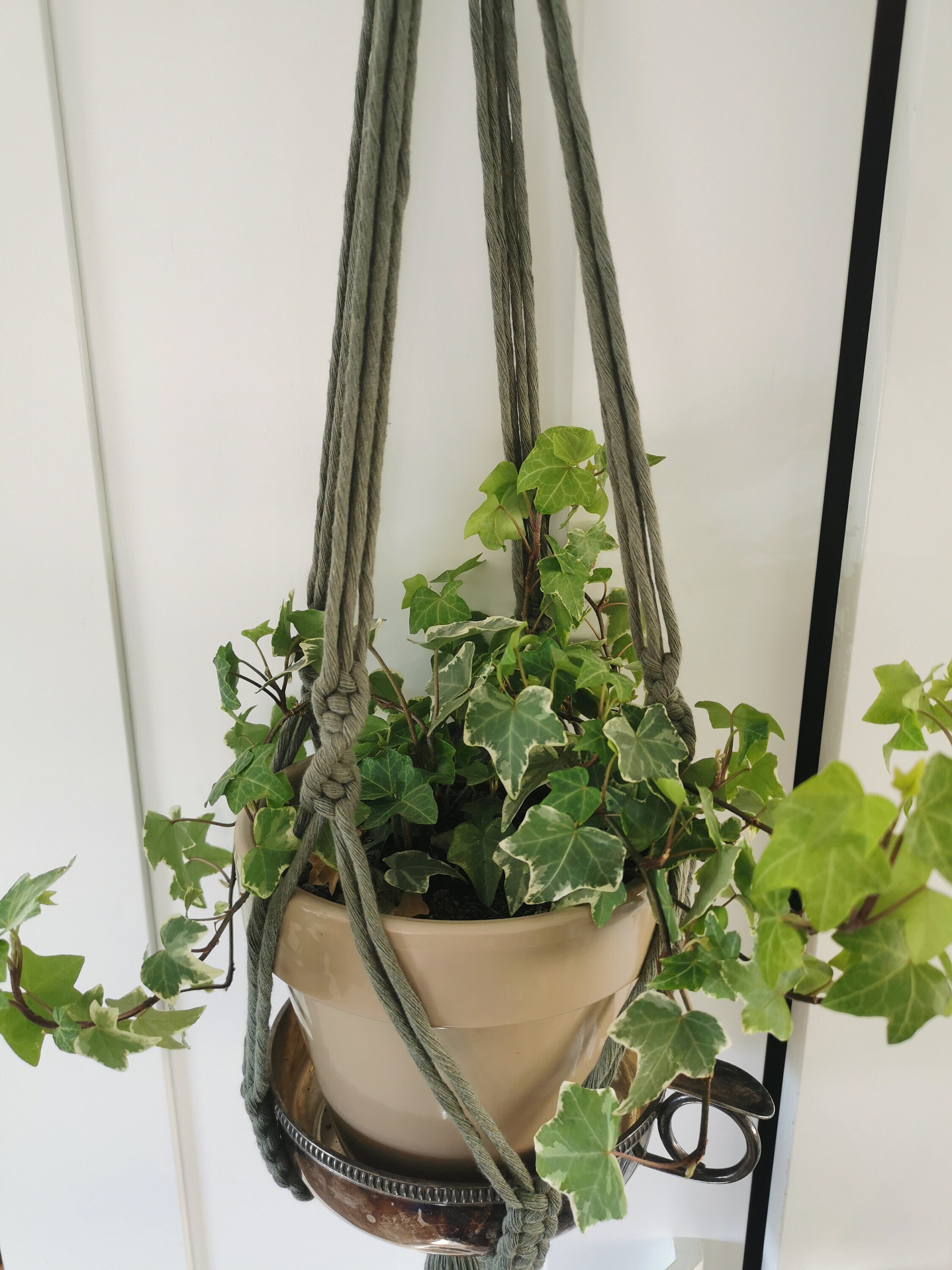 Suspension en Macramé Kaki