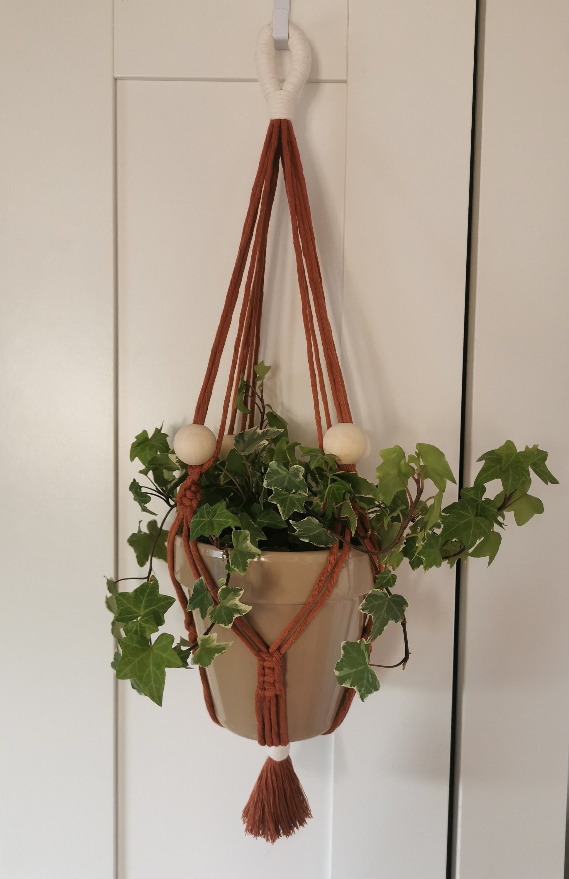 Suspension en Macramé et Perles Bois