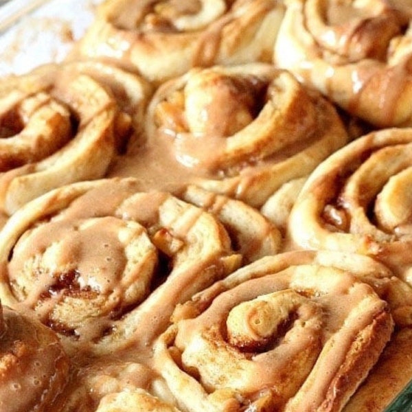 Apple Cinnamon Homemade Sweet Rolls/ Caramel Frosting. | Homemade Roll Pack| For Summer, Thank You Gift, Independence Day  and Father's Day