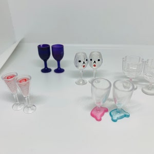 50% DISCOUNT—Dollhouse Miniatures Wine Glass/Champagne Goblet Curved Cup/Bear shaped Goblet/alchol bartending cocktail drink for dolls