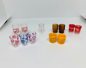 Dollhouse Miniatures Cup/Glass/Pitcher Piggy Reindeer Glass/Doggy/Brown Tea/Red Glass/Minnie/Donald/Vintage/Beer/Barrel Mug/Silver 1:12 13+