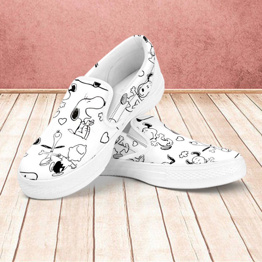 Snoopy Slip On Snoopy Schuhe Peanuts Fan Custom Shoes | Etsy