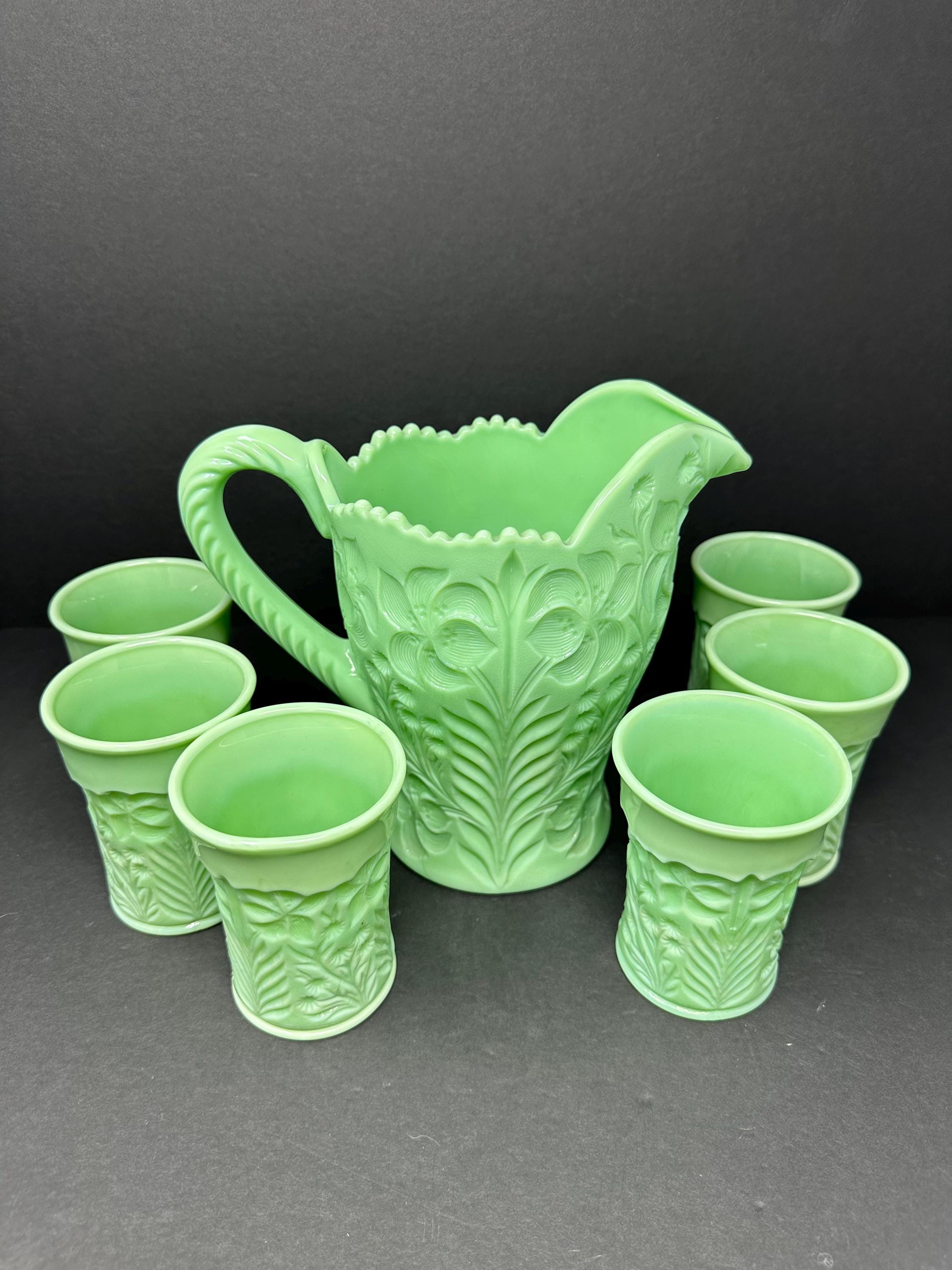 Vintage LE Smith Jadeite Glass Pitcher & 6-cup Set – 8.5
