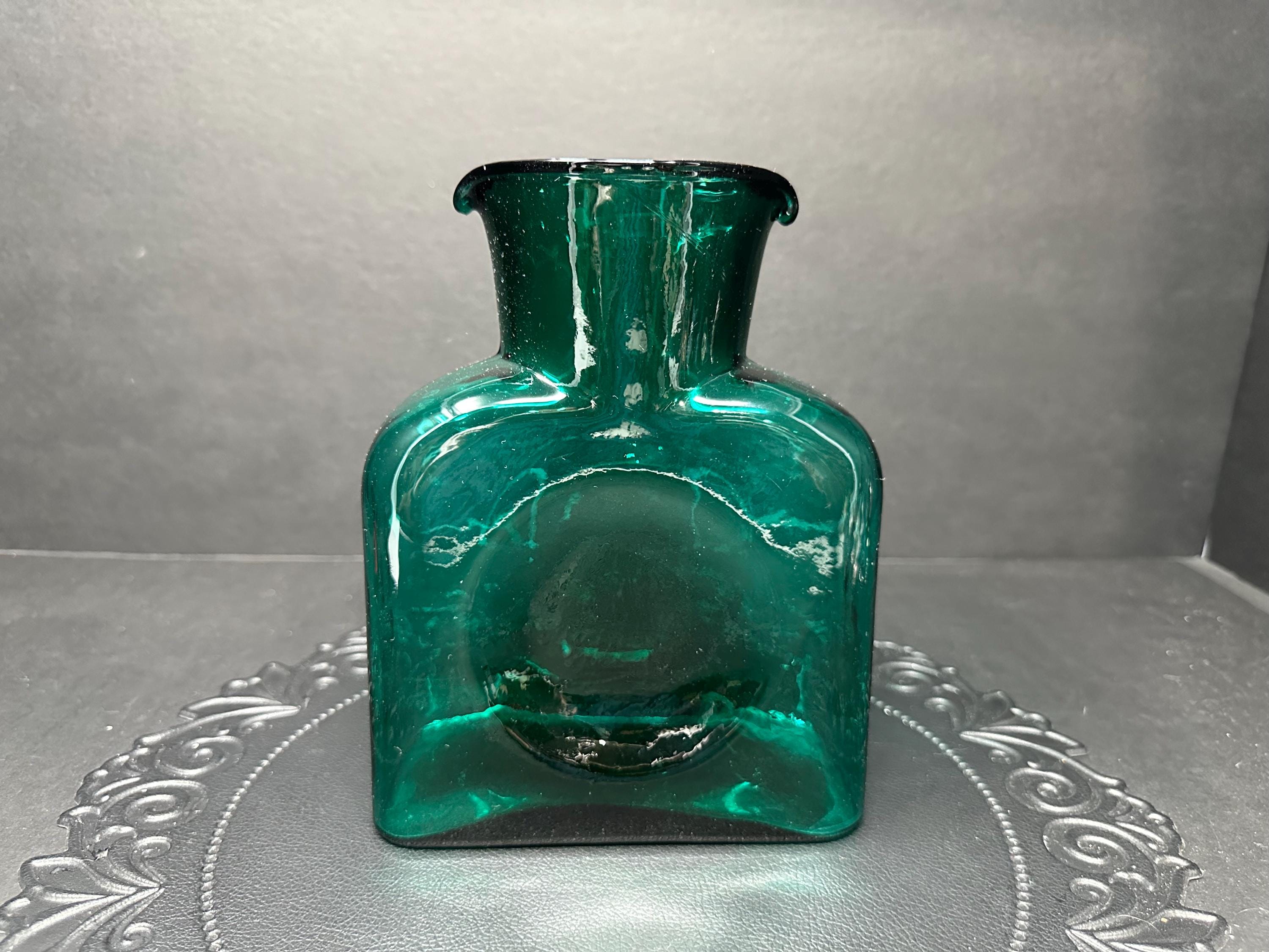 Vintage emerald green pitcher - Etsy 日本 Vintage emerald green pitcher - Etsy 日本