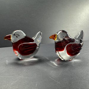 Pair of 2” Glass Birds with Red Accent and Amber Beaks - Elegant Art Glass Figurines