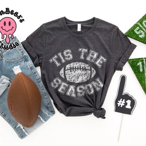 Tis The Season Football Shirt - Vintage Football Shirt - Fantasy Football - Cute Game Day Shirts -Tailgating shirt- Unisex Short Sleeve Tee
