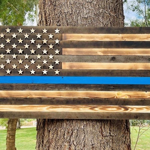 NIEBIESKA FLAGA POLICYJNA 19&quot;x36&quot; Rustykalna, Flaga amerykańska, Policja, Drewniana rustykalna, Gwiazdy drewniane, Cienka linia, Niebieska
