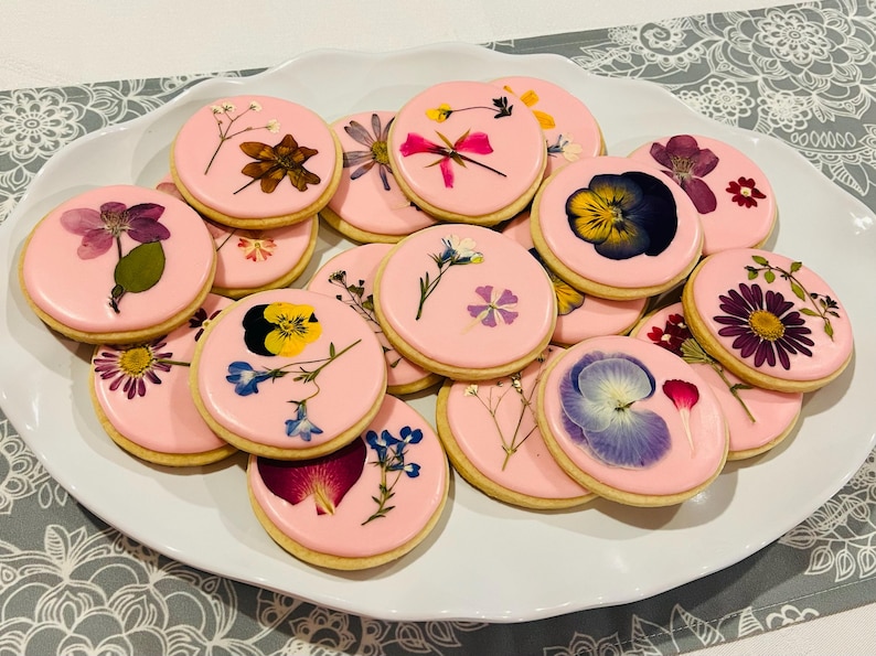 Pressed Flower Wedding Cookies – Edible Flower Sugar Cookies image 3