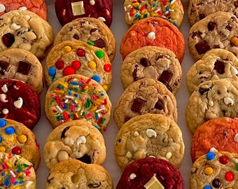 Gourmet Cookie Gift Box – Assorted Flavors, Bakery-Style Cookies (Choose Your Flavors)