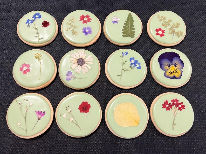 Pressed Flower Wedding Cookies – Edible Flower Sugar Cookies image 4